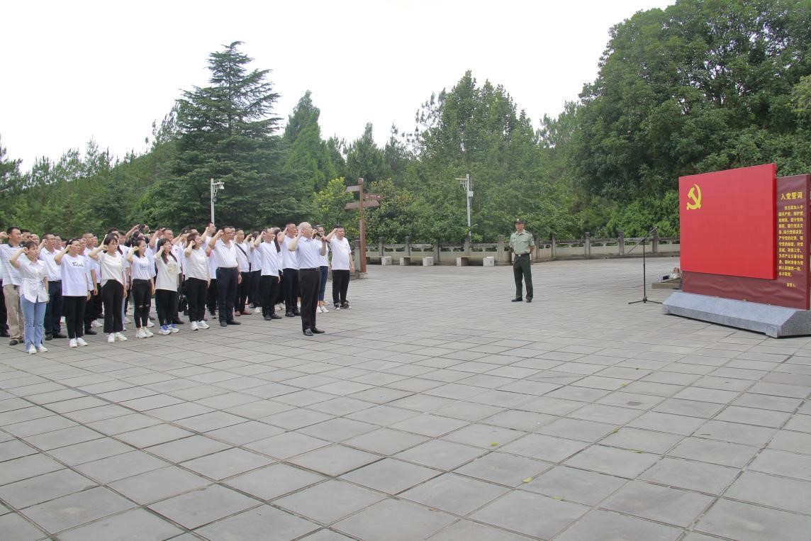 1657007290206896EDED.jpg 4.jpg