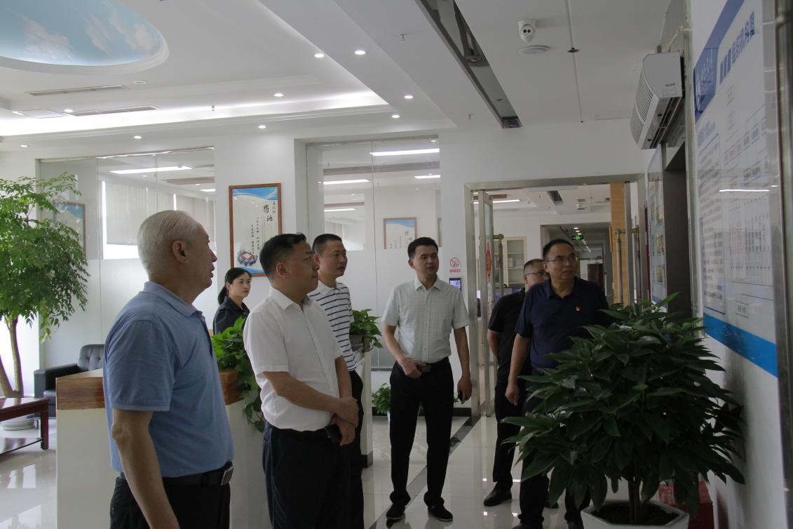 1658906693102221pEF1.jpg 2.jpg